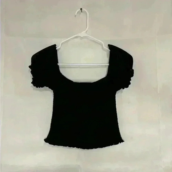 New with tags, womens size medium shirt, #E223 - Picture 2 of 4